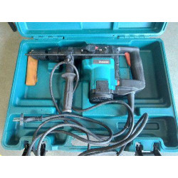 PERFORATEUR MAKITA HR 3000...