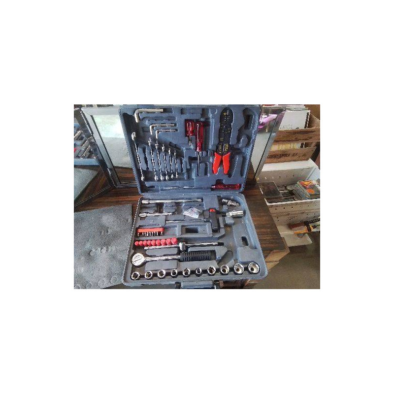 BOITE OUTILS INCOMPLETE 
