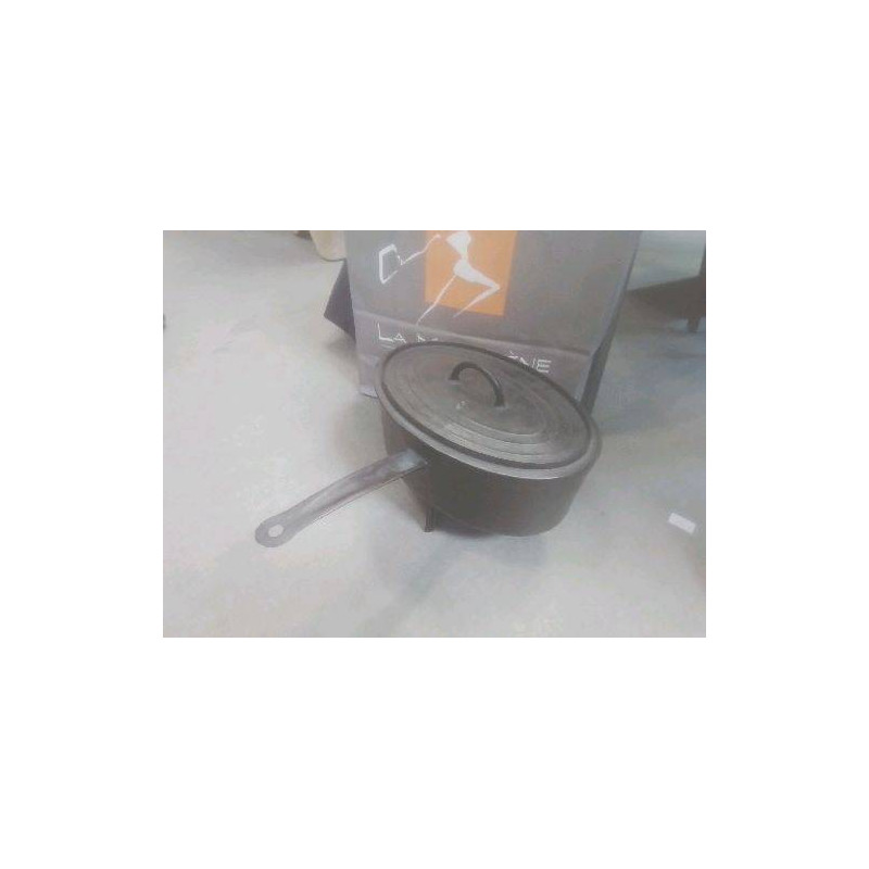 COCOTTE ANCIENNE SUR PIED NOIRE FONTE