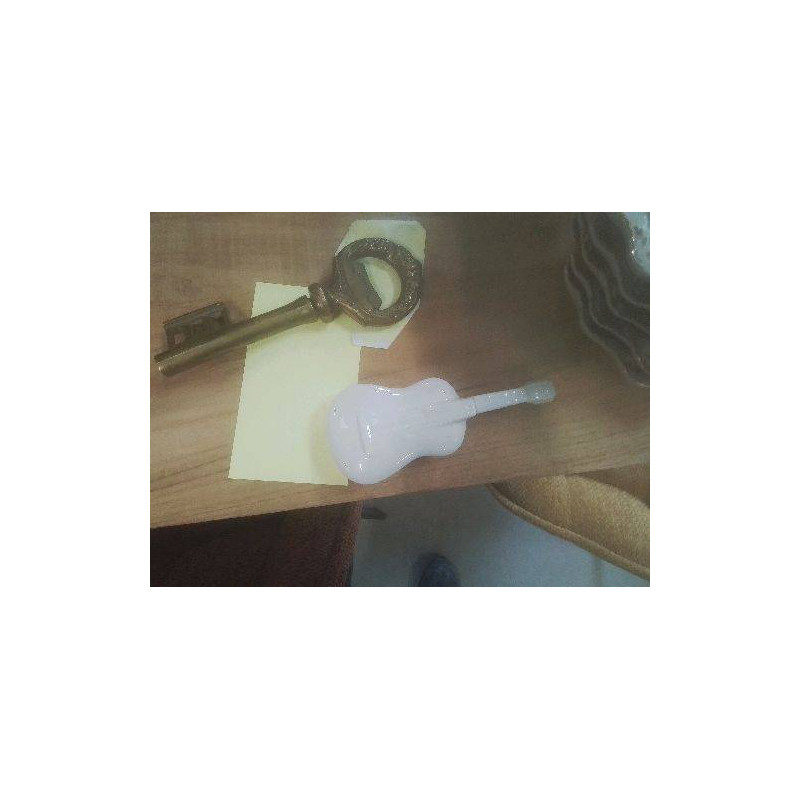 BOITE PORCELAINE GUITARE