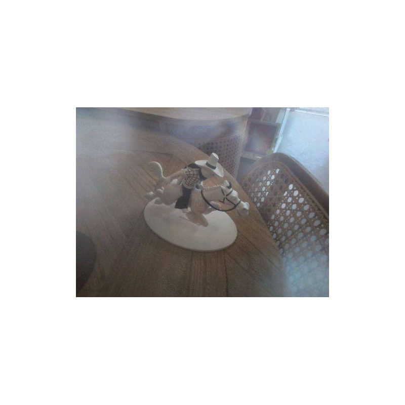 STATUETTE TINTIN COWBOY MILOU 2013