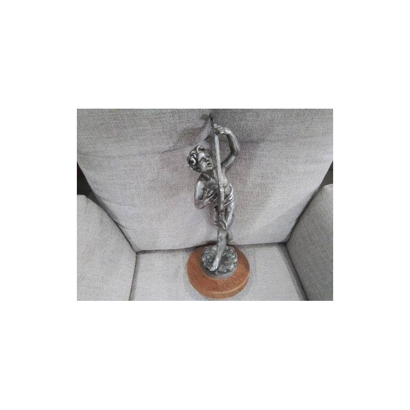 STATUETTE MUSICIEN BRAS EN L’ETAT