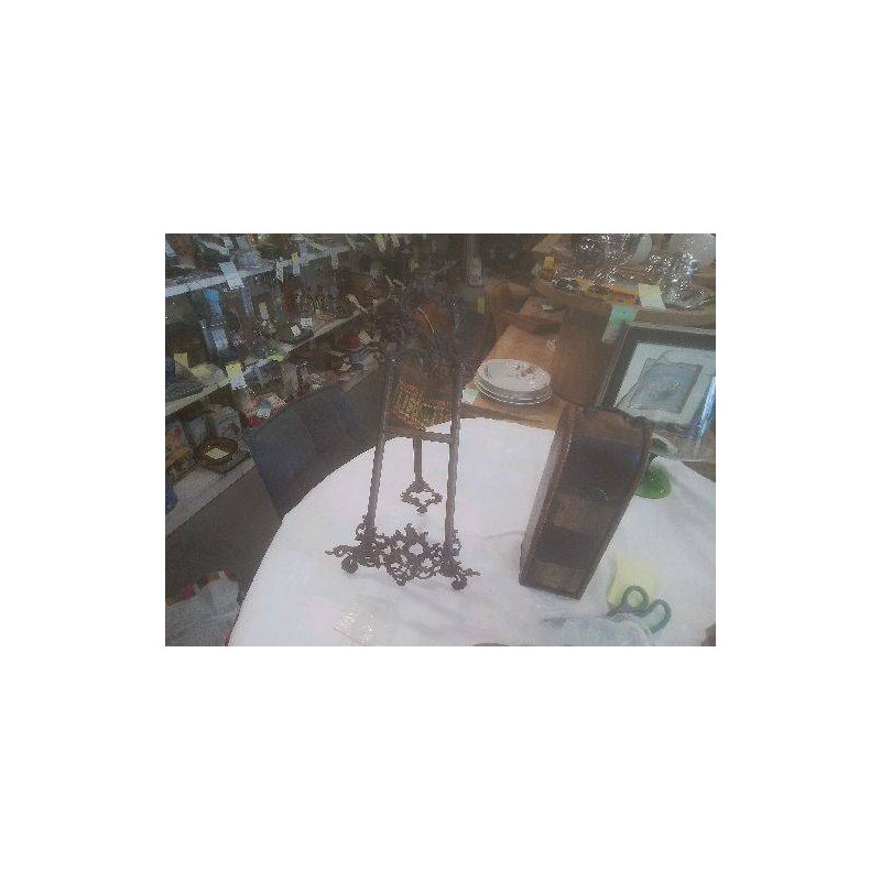 CHEVALET DE TABLE MÉTAL 