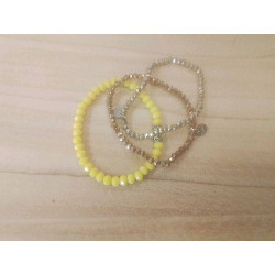 LOT 3 BRACELETS PERLES...