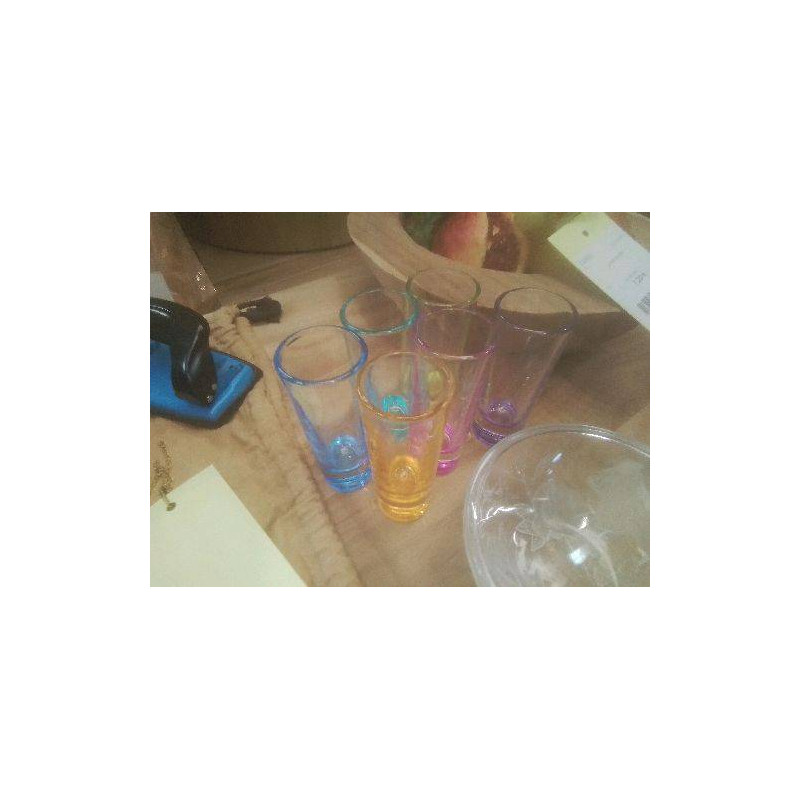 LOT 6 VERRES COULEURS 