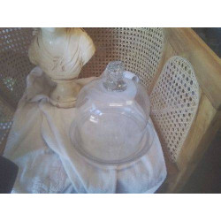 CLOCHE A FROMAGE EN CRISTAL...