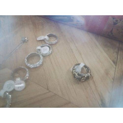 BAGUE FANTAISIE NOIRE FEUILLES