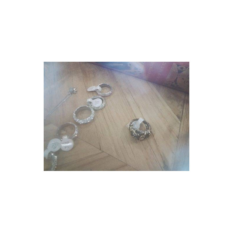 BAGUE FANTAISIE NOIRE FEUILLES