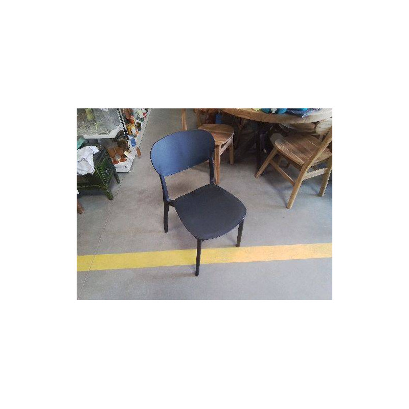 CHAISE PVC NOIRE
