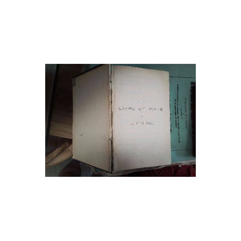 LIVRE DE PIETE DE LA JEUNE FILLE ANCIEN 1868