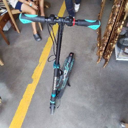 TROTINETTE ELEC + ACC