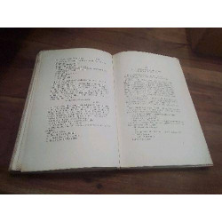 LIVRE 493 VICTOR HUGO  EDITION 1934
