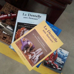 DUO LIVRES DENTELLES