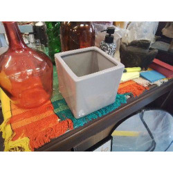 CACHE POT GRIS