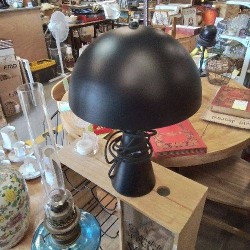 LAMPE BOULE NOIRE 